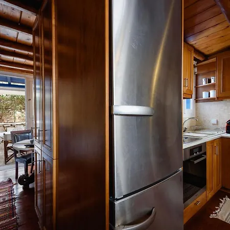 Balloo - A House Gazing Out On The Aegean Blue Casa vacanze Aspro Chorio