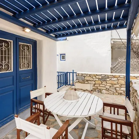 Balloo - A House Gazing Out On The Aegean Blue Casa vacanze Aspro Chorio